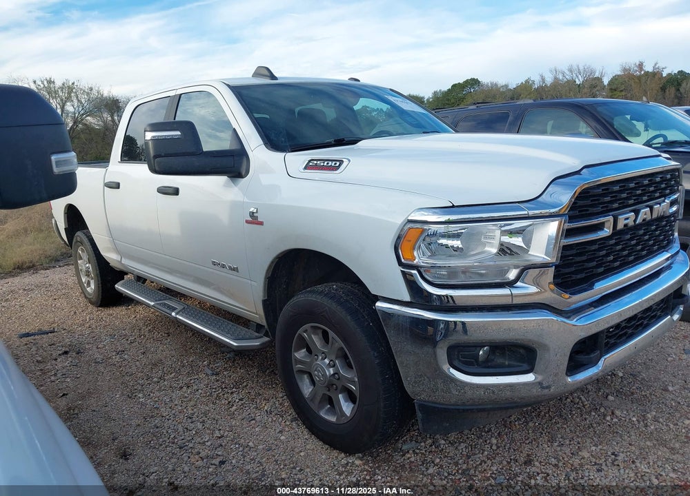 2024 RAM 2500 BIG HORN 4X4 6'4 BOX VIN: 3C6UR5DL5RG340236