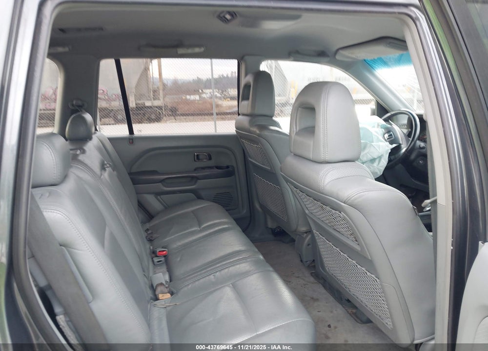 2004 HONDA PILOT EX-L VIN: 2HKYF18644H514586