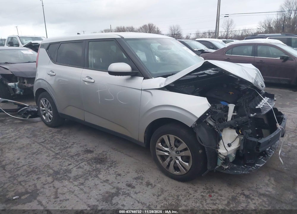 2021 KIA SOUL LX VIN: KNDJ23AU7M7748873