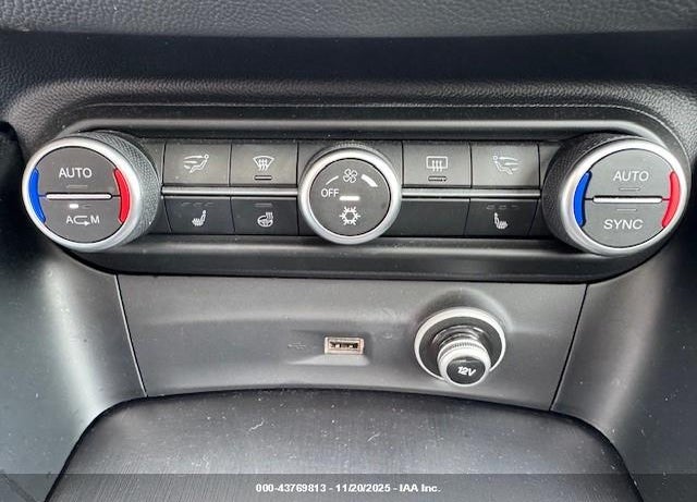 2018 ALFA ROMEO STELVIO VIN: ZASFAKAN0J7B81047