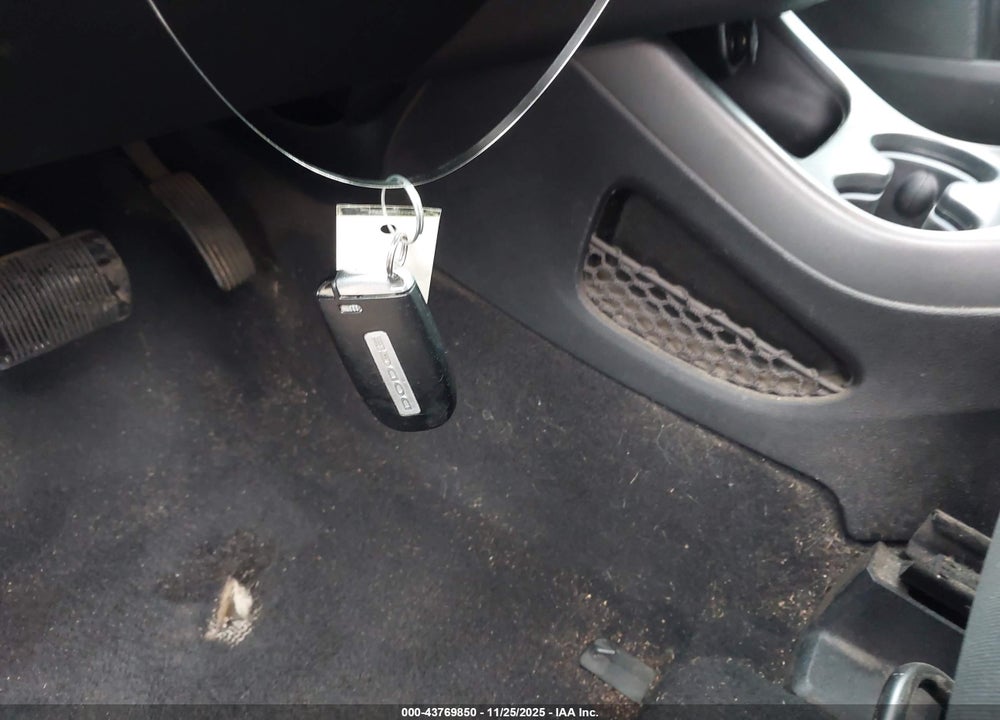 2019 DODGE JOURNEY SE VIN: 3C4PDCBB5KT870626