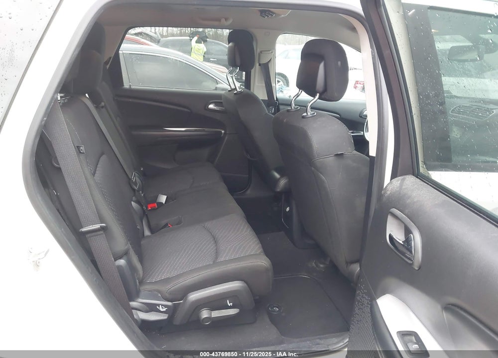 2019 DODGE JOURNEY SE VIN: 3C4PDCBB5KT870626