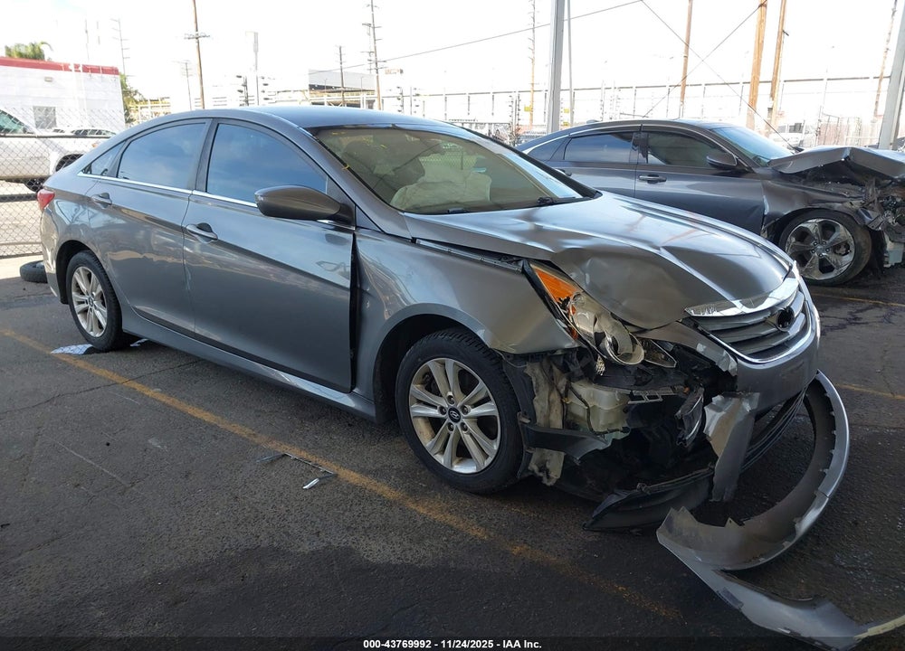 2014 HYUNDAI SONATA GLS VIN: 5NPEB4AC8EH940587