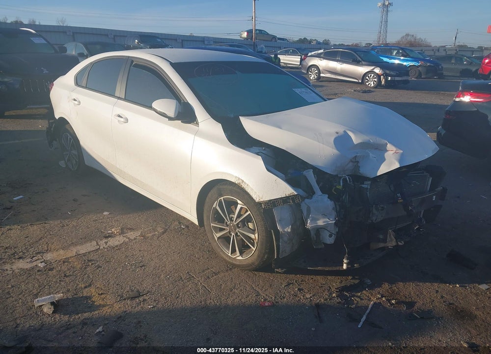 2024 KIA FORTE LXS VIN: 3KPF24AD1RE836420