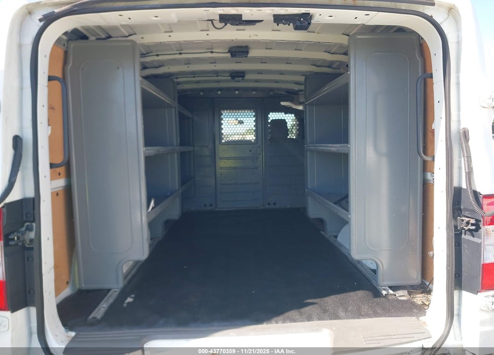 2017 NISSAN NV CARGO NV2500 HD SV V6 VIN: 1N6BF0KY6HN808147
