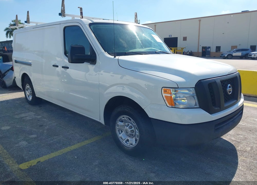 2017 NISSAN NV CARGO NV2500 HD SV V6 VIN: 1N6BF0KY6HN808147