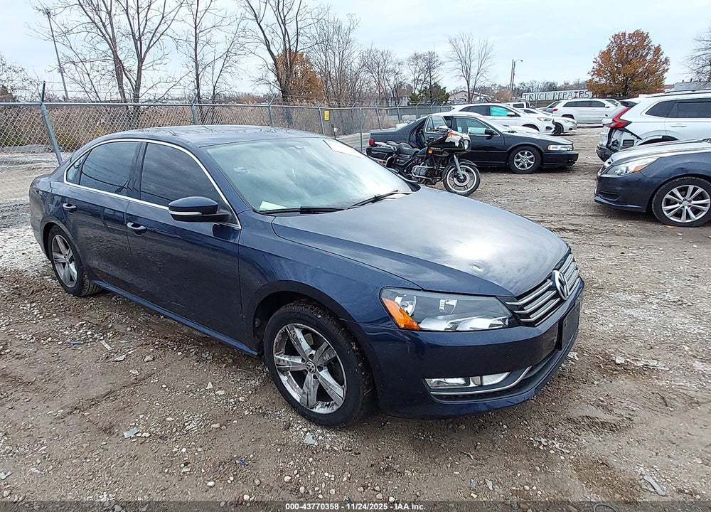 2015 VOLKSWAGEN PASSAT 1.8T LIMITED EDITION VIN: 1VWAS7A31FC085192