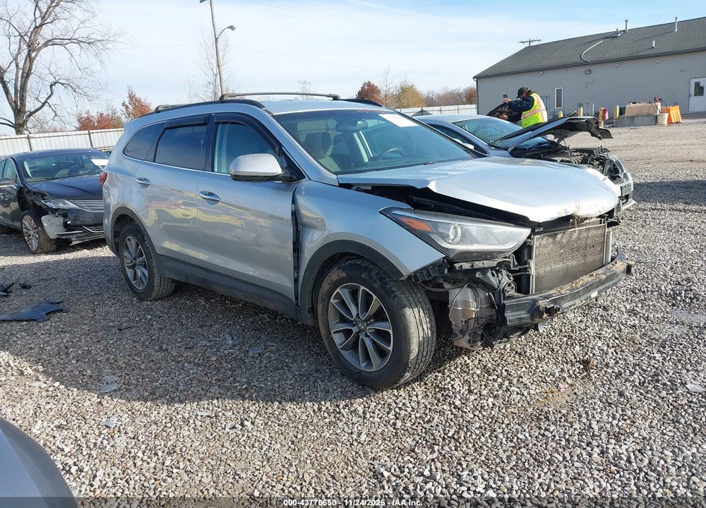 2017 HYUNDAI SANTA FE SE VIN: KM8SMDHF0HU225905