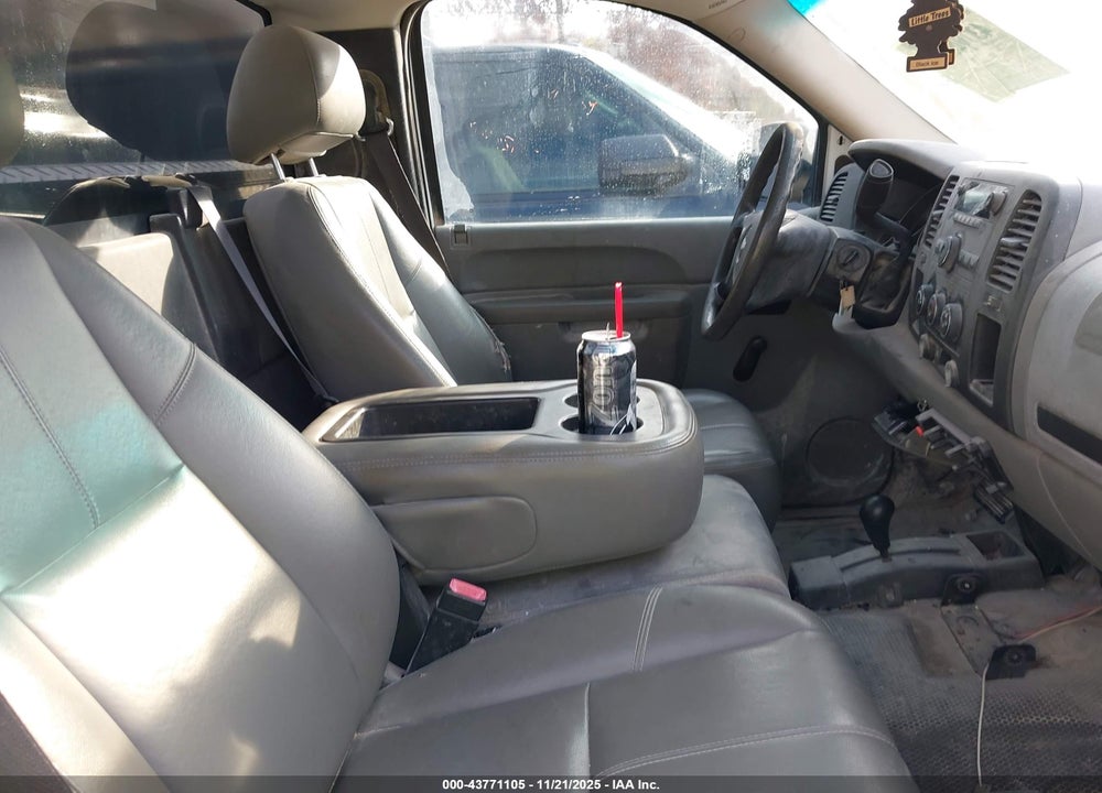 2010 CHEVROLET SILVERADO 1500 WORK TRUCK VIN: 1GCPKPEA1AZ132152