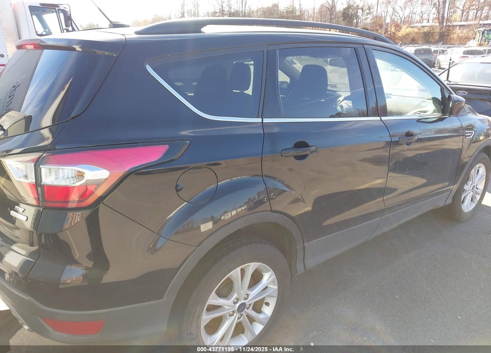 2018 FORD ESCAPE SE VIN: 1FMCU0GD9JUA02328