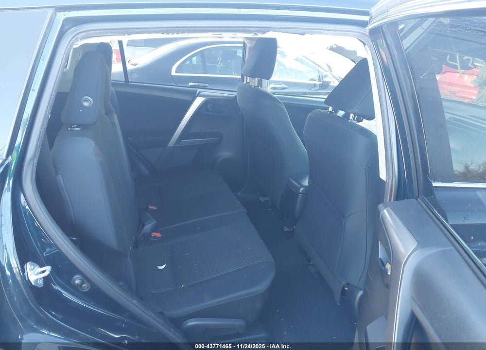 2017 TOYOTA RAV4 LE VIN: JTMBFREVXHJ711226
