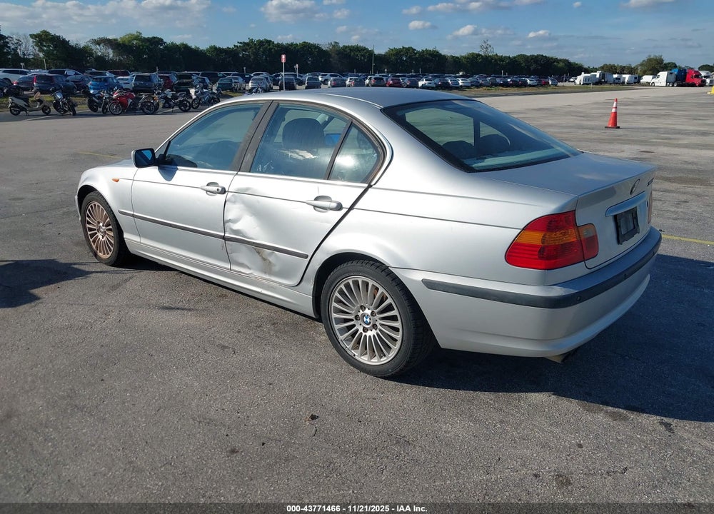 2003 BMW 330XI VIN: WBAEW53433PG21857