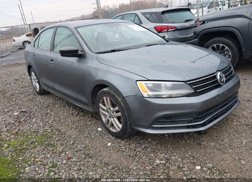 2015 VOLKSWAGEN JETTA 2.0L S VIN: 3VW2K7AJ8FM220332