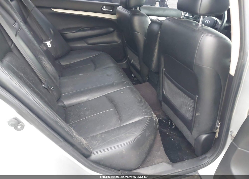 2008 INFINITI G35X VIN: JNKBV61F08M250132