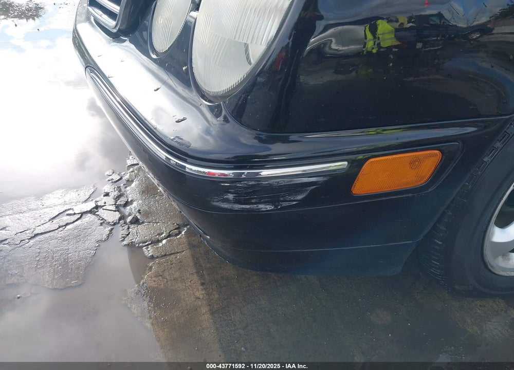 2002 MERCEDES-BENZ E 320 SPECIAL EDITION VIN: WDBJF65J02B404221