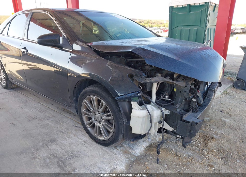 2015 TOYOTA CAMRY LE/XLE/SE/XSE VIN: 4T4BF1FK0FR494658