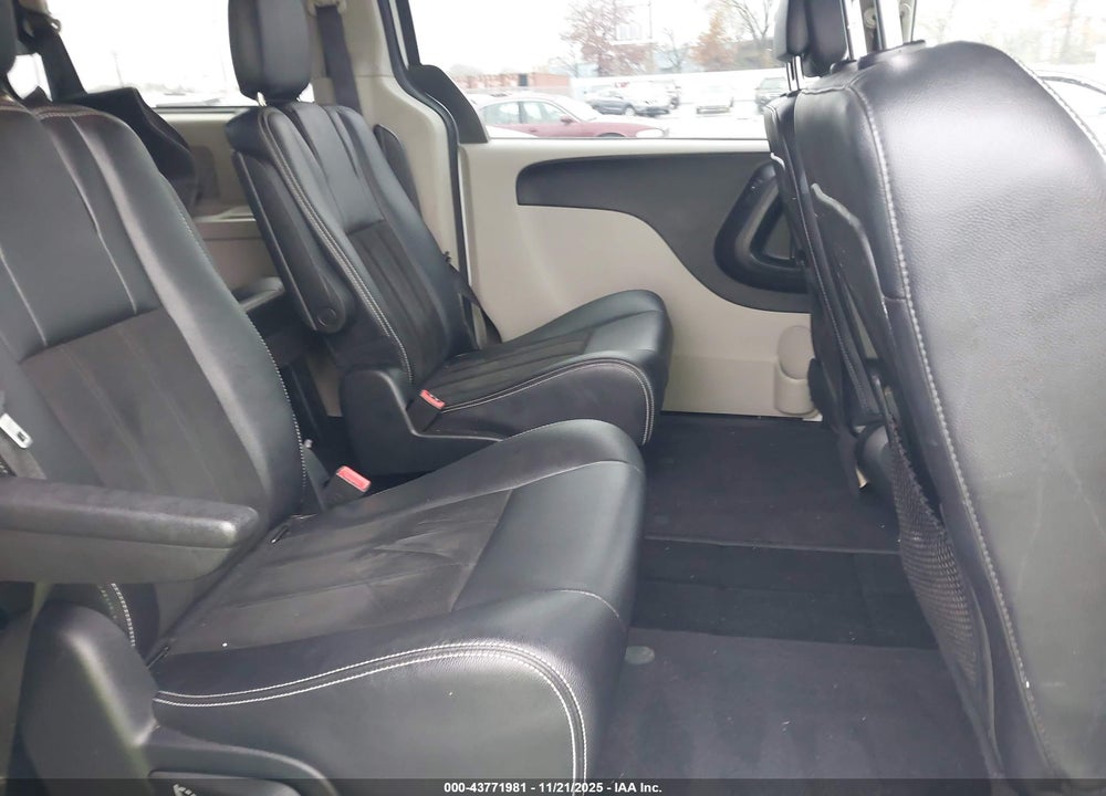 2019 DODGE GRAND CARAVAN SXT VIN: 2C4RDGCG9KR544079
