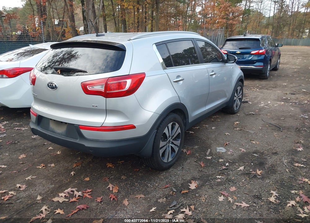 2011 KIA SPORTAGE EX VIN: KNDPCCA24B7086575