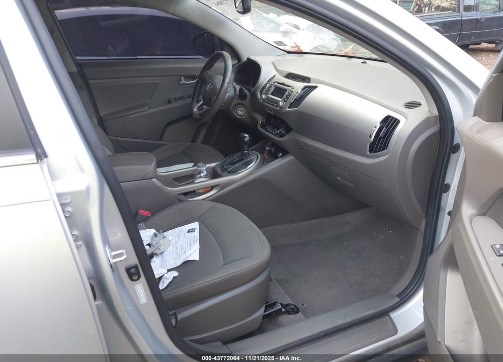 2011 KIA SPORTAGE EX VIN: KNDPCCA24B7086575