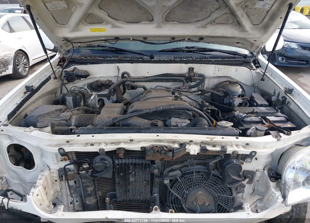 2002 TOYOTA SEQUOIA LIMITED V8 VIN: 5TDZT38A92S066236