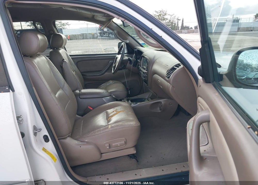 2002 TOYOTA SEQUOIA LIMITED V8 VIN: 5TDZT38A92S066236