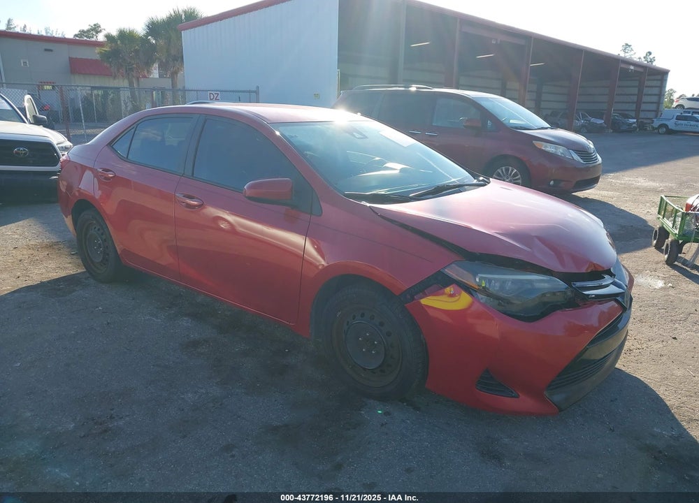 2018 TOYOTA COROLLA LE VIN: 5YFBURHE8JP772805