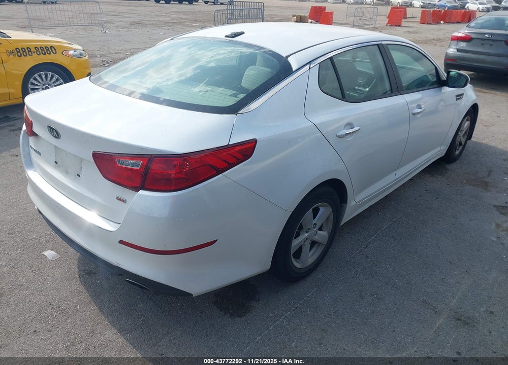 2015 KIA OPTIMA LX VIN: KNAGM4A76F5647498