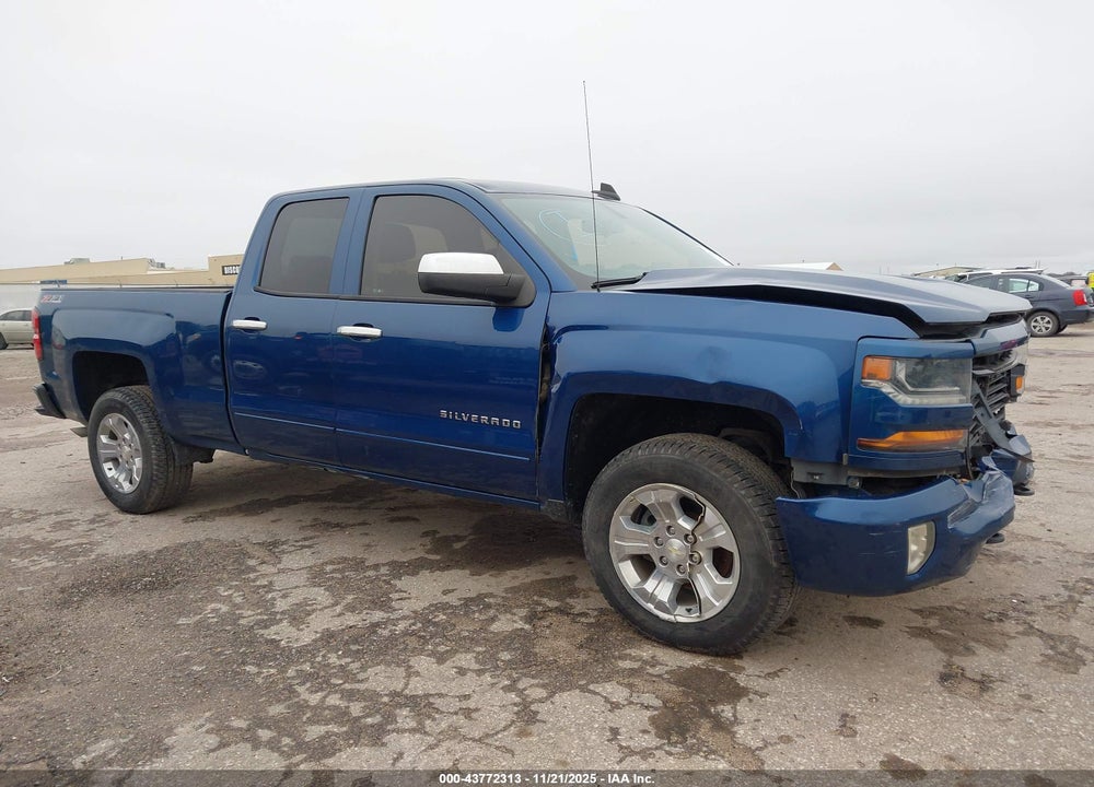 2017 CHEVROLET SILVERADO 1500 2LT VIN: 1GCVKREC0HZ318232