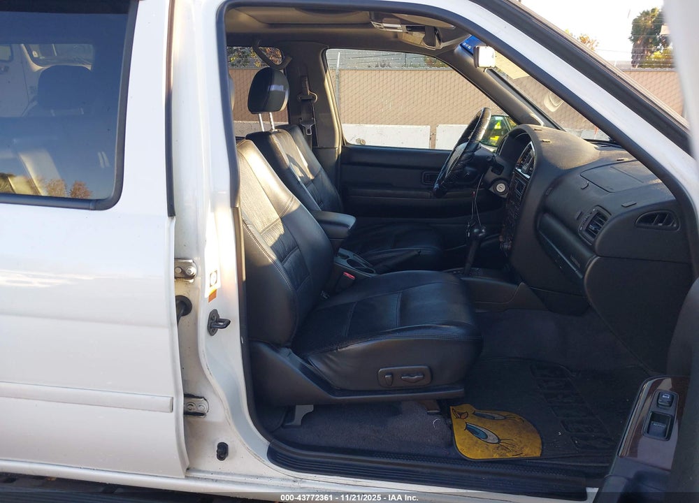 2001 NISSAN PATHFINDER LE VIN: JN8DR09Y11W574268