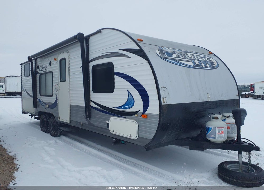 2015 FOREST RIVER CRUISE LITE 261 VIN: 4X4TSMB22F7405168