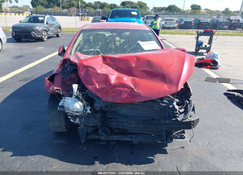 2013 HYUNDAI ELANTRA GLS VIN: KMHDH4AE8DU973066