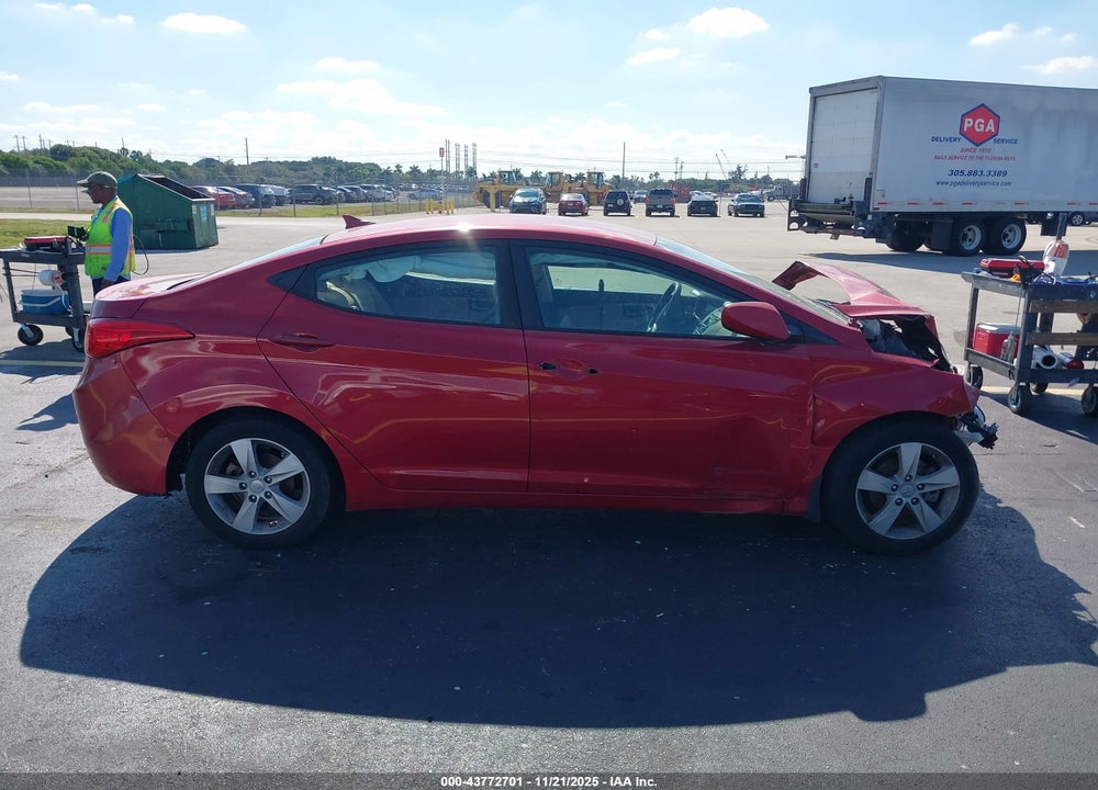 2013 HYUNDAI ELANTRA GLS VIN: KMHDH4AE8DU973066