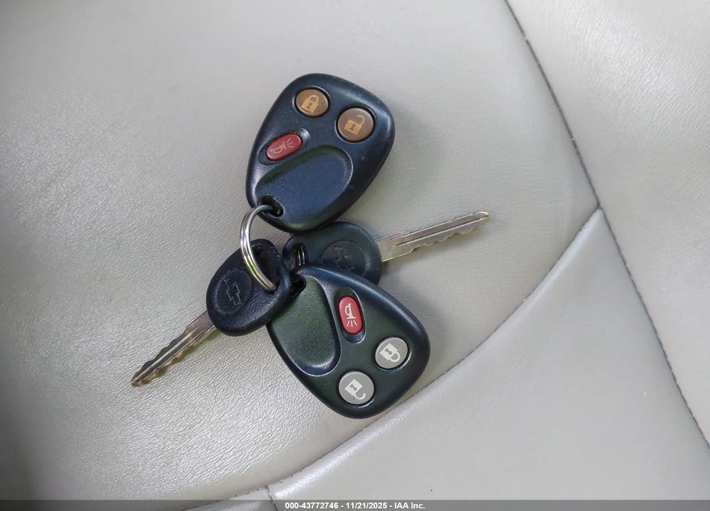 2003 CHEVROLET TAHOE Z71 VIN: 1GNEK13Z43R259405