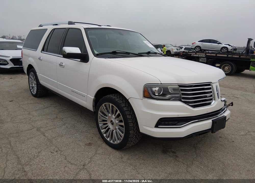 2015 LINCOLN NAVIGATOR L VIN: 5LMJJ3JT6FEJ13807