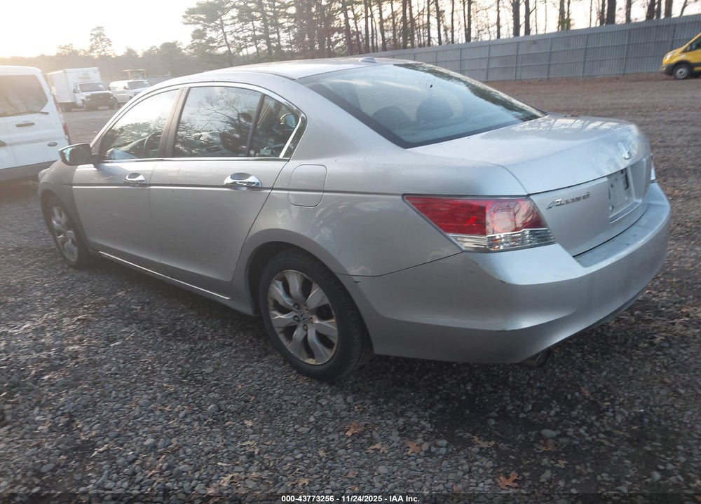 2008 HONDA ACCORD VIN: 1HGCP36818A027030