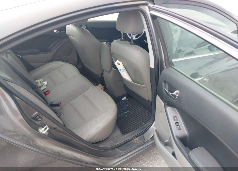 2014 KIA FORTE VIN: KNAFZ4A83E5103139