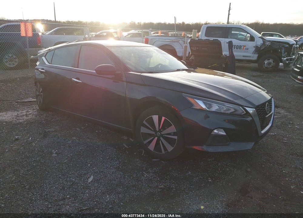 2021 NISSAN ALTIMA SV FWD VIN: 1N4BL4DV4MN369598