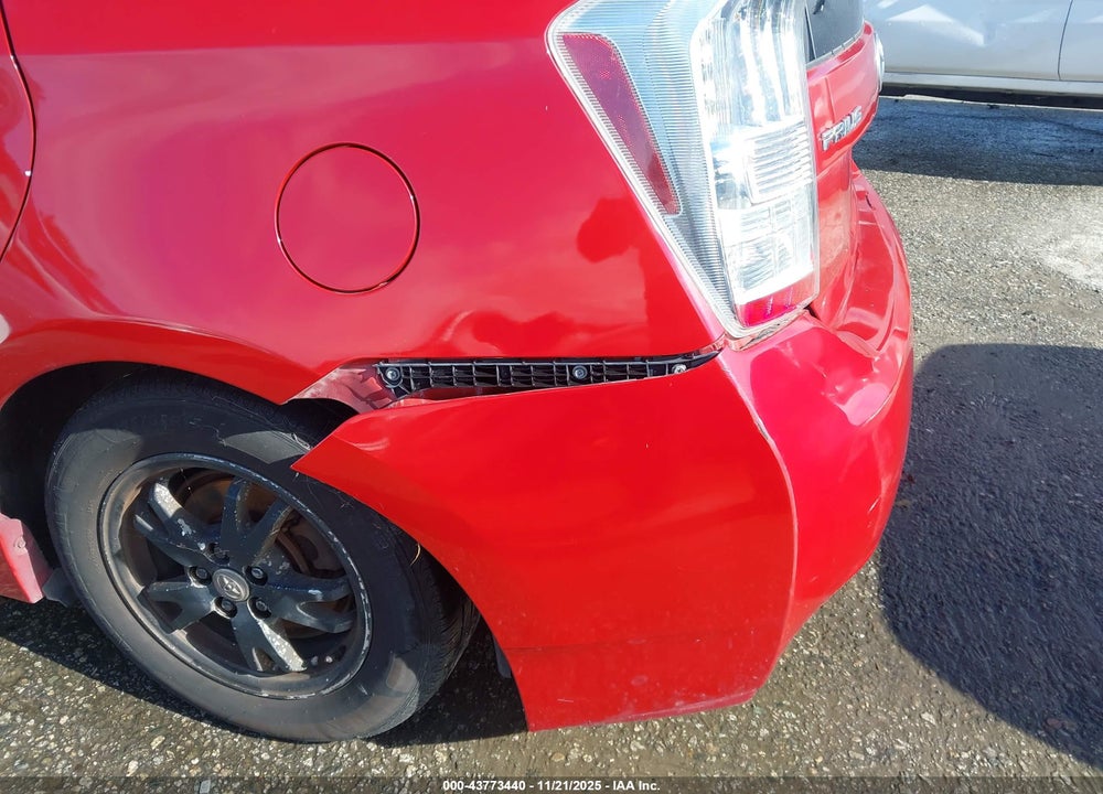 2011 TOYOTA PRIUS THREE VIN: JTDKN3DU5B5365630