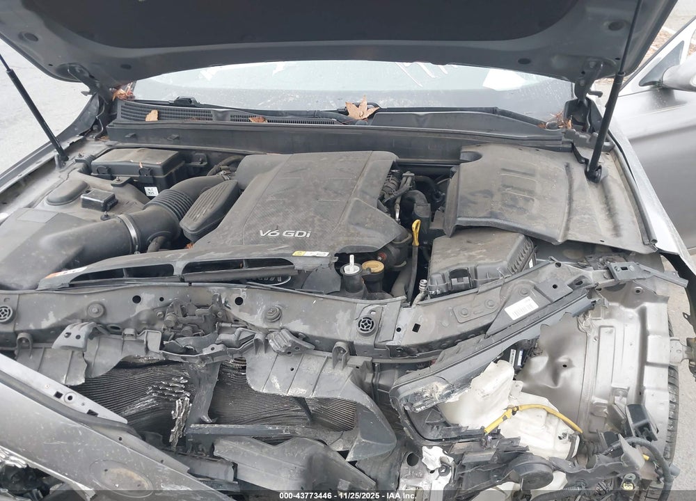 2016 KIA K900 LUXURY 3.8L VIN: KNALU4D38G6032146