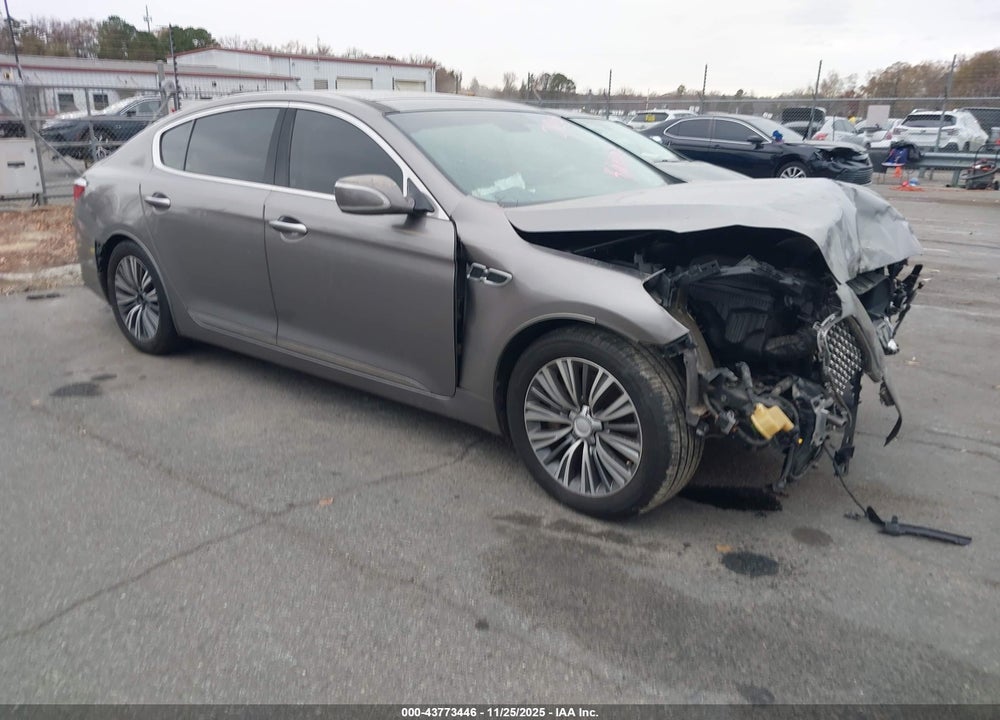 2016 KIA K900 LUXURY 3.8L VIN: KNALU4D38G6032146