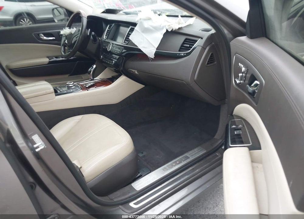 2016 KIA K900 LUXURY 3.8L VIN: KNALU4D38G6032146