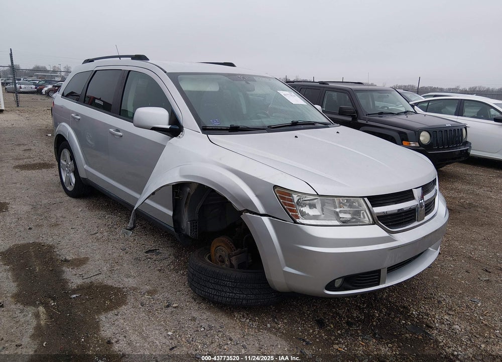 2010 DODGE JOURNEY SXT VIN: 3D4PH5FV7AT261429