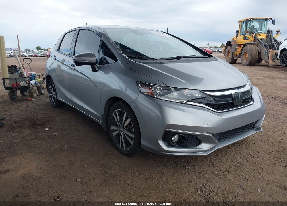 2018 HONDA FIT EX VIN: 3HGGK5H80JM718096