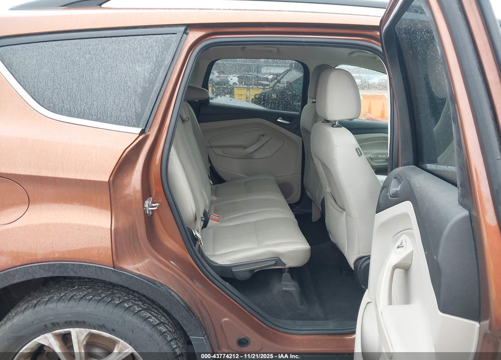 2017 FORD ESCAPE SE VIN: 1FMCU0GD8HUC98856