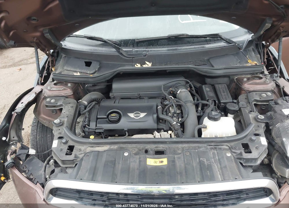2014 MINI PACEMAN COOPER S VIN: WMWSS5C56EWN49680