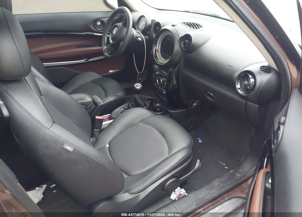 2014 MINI PACEMAN COOPER S VIN: WMWSS5C56EWN49680