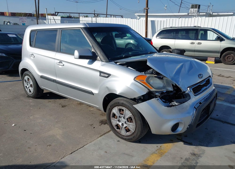 2012 KIA SOUL VIN: KNDJT2A55C7476435