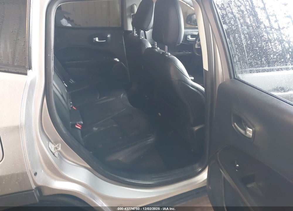 2019 JEEP COMPASS LIMITED 4X4 VIN: 3C4NJDCB1KT619204