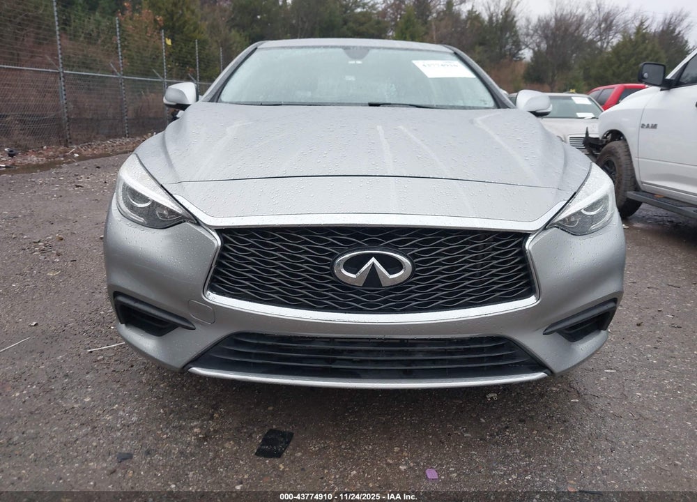 2017 INFINITI QX30 VIN: SJKCH5CP9HA020293