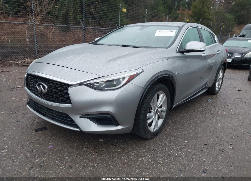 2017 INFINITI QX30 VIN: SJKCH5CP9HA020293